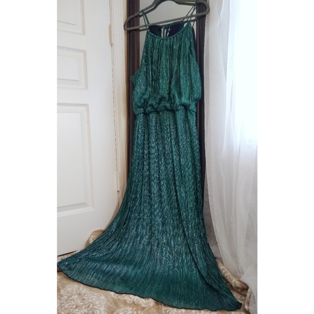 EnFocus Black and Metallic Emerald Dress size 20w